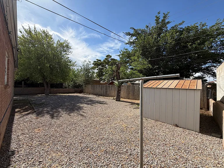 4712 Palo Duro Ave NE — Photo 34