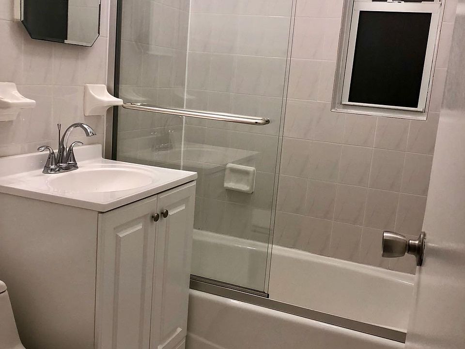 1st image of 5971 61st St