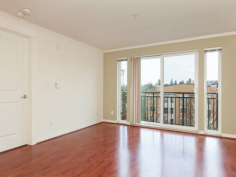 Howard Park Apartments — Photo 22