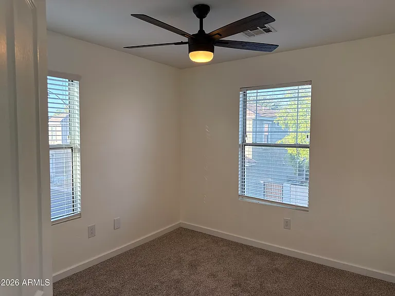 1570 S Owl Dr — Photo 27