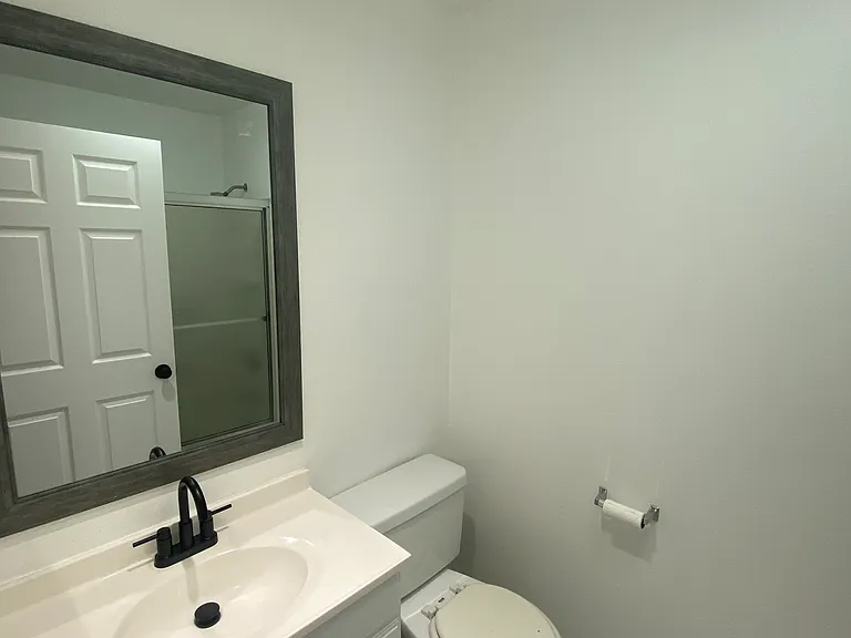 5617 Carlton Way #204 — Photo 16
