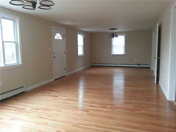 5th image of 41 Bellevue Ave