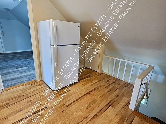 3rd image of 696 Hevey St #3
