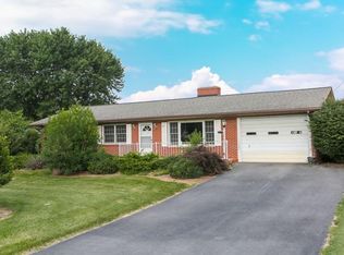 395 Westview St, Dayton, VA 22821