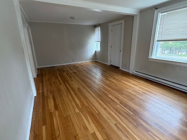 10 Front St #10