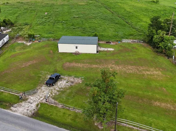 145 & 139 Bayou Blue Bypass Rd, Gray, LA 70359