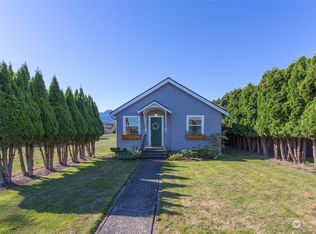 516 E 2nd St, Port Angeles, WA