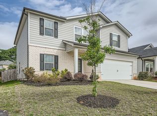 4929 Dufour Dr, Lilburn, GA 30047