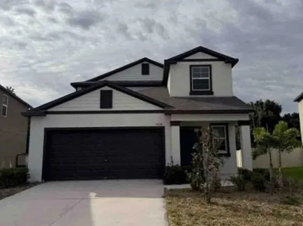 5558 Blue Azure Dr, Wimauma, FL 33598
