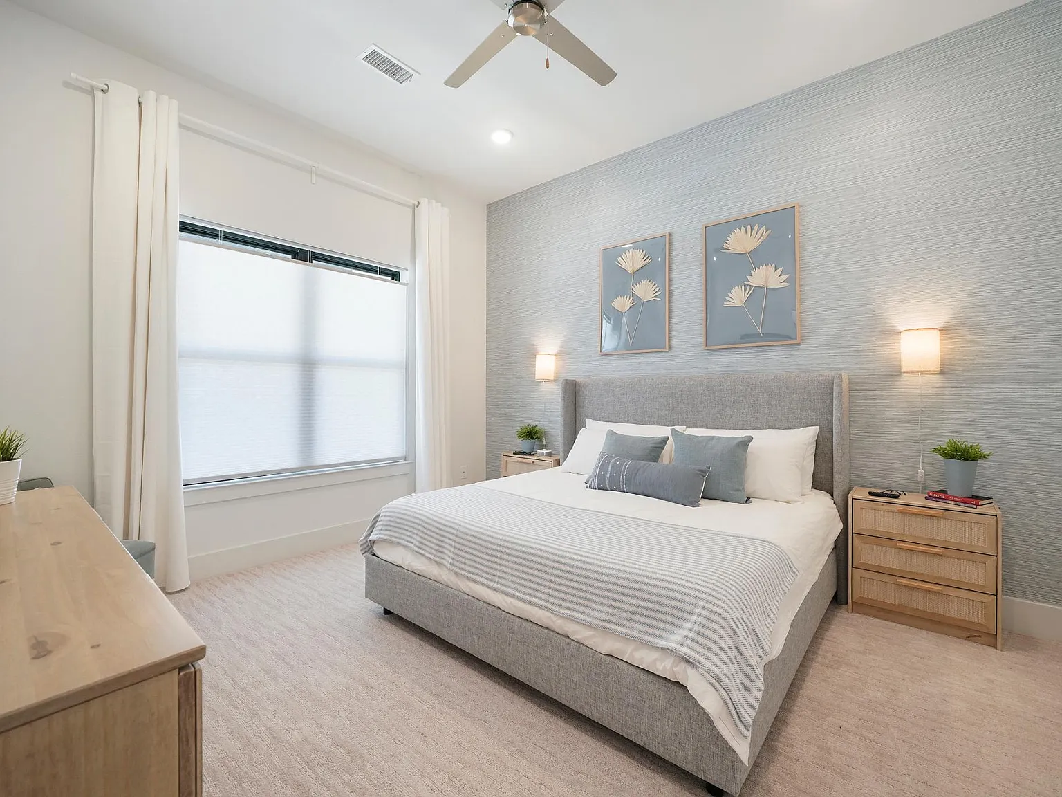 2 bed, 1547 sqft, $3,500 — Photo 2