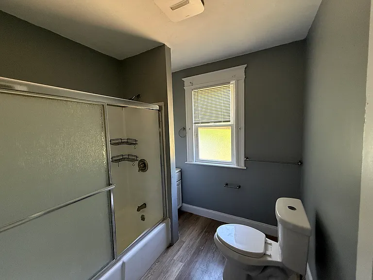 694 Enfield St #694 — Photo 18