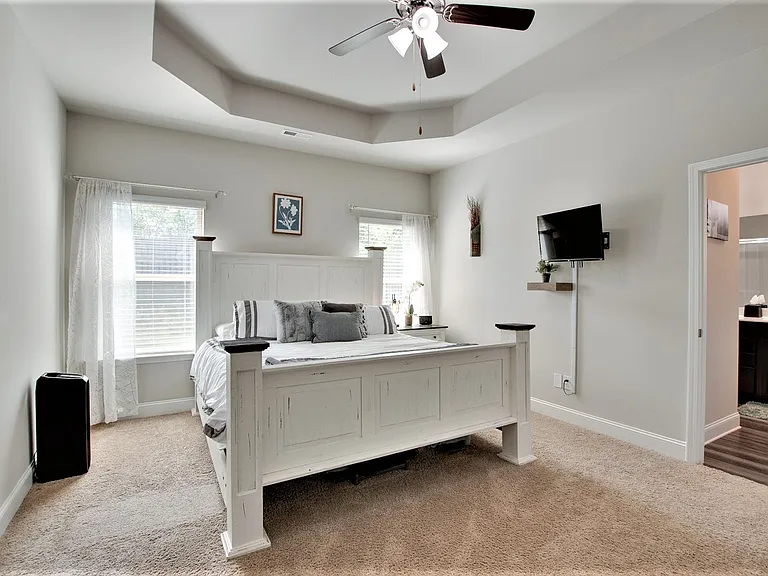 155 Grey Fawn Trl — Photo 3