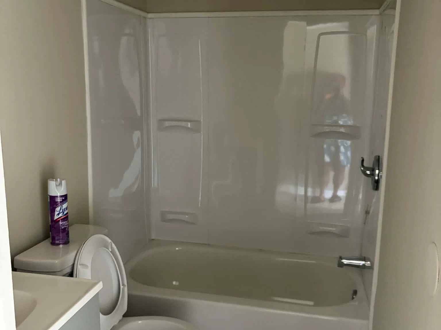 3 bed, 1200 sqft, $1,250 — Photo 2