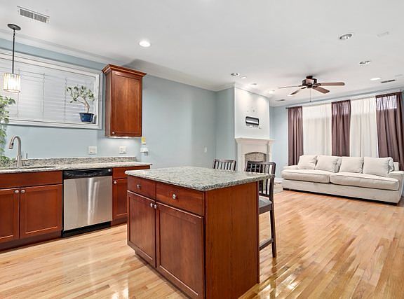 5th image of 5531 W Edmunds St Unit Gw