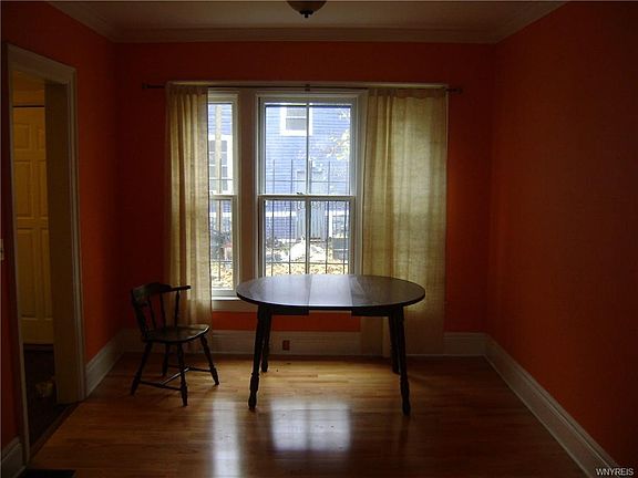 5th image of 4 Oxford Ave