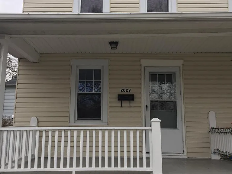 2029 Broad St — Photo 1