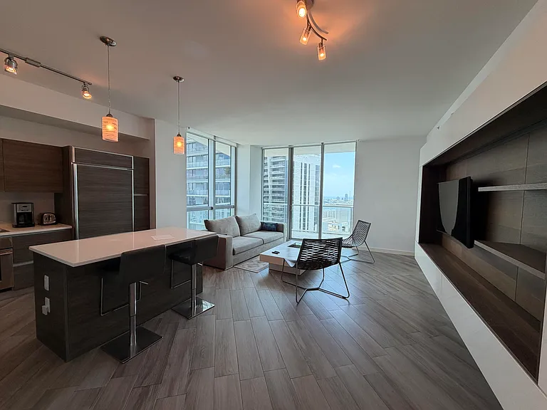 1100 S Miami Ave #4210 — Photo 3
