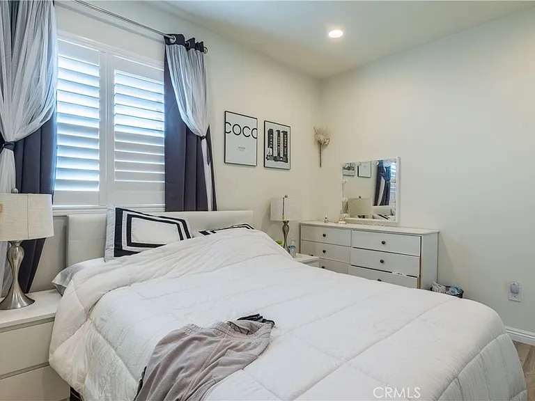 12751 Hazel Ave — Photo 21