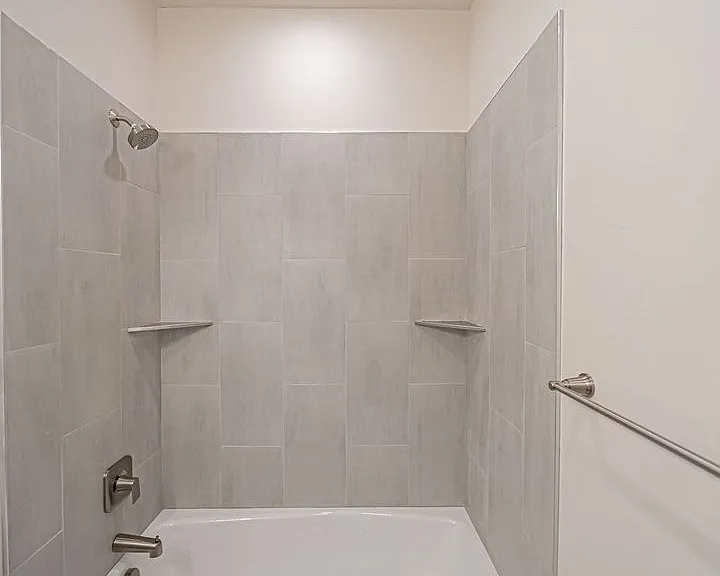 351 E Lorene St — Photo 41