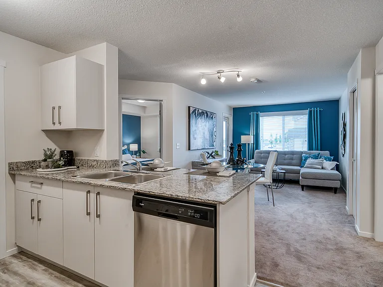 73 Skyview Point Cres NE — Photo 32