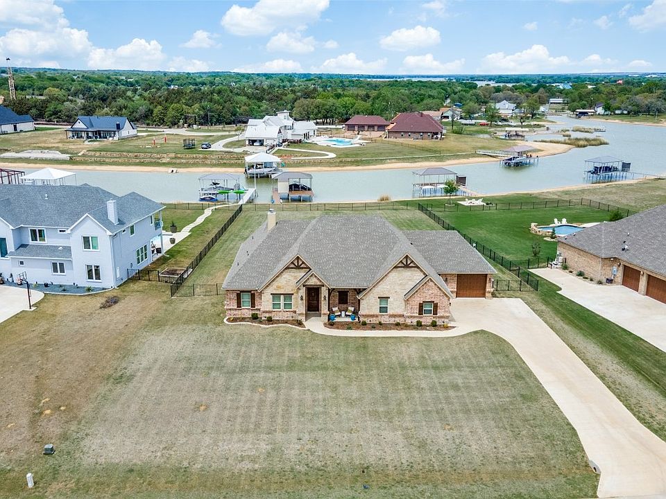 1753 Laguna Bay S, Azle, TX 76020 Zillow