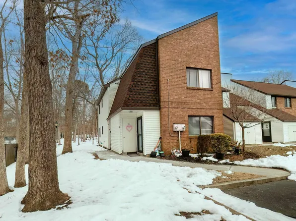 17 Country Birch Ln #17, Egg Harbor Township, NJ 08234