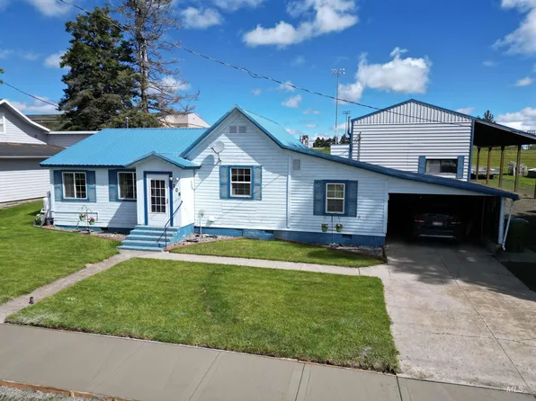 208 Boulevard Ave, Craigmont, ID 83523