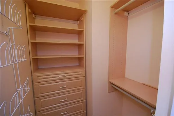 Rented by Luxury Habitat | media 44