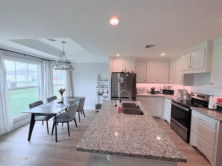 1039 Lillian Michel Dr — Photo 4