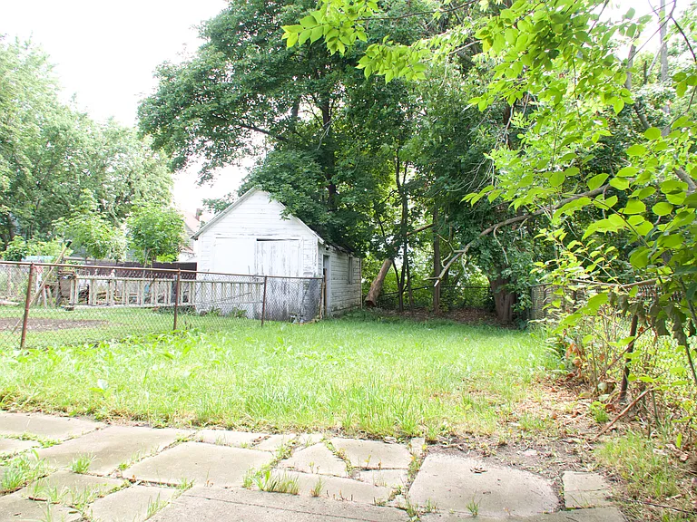 515 18th St — Photo 3
