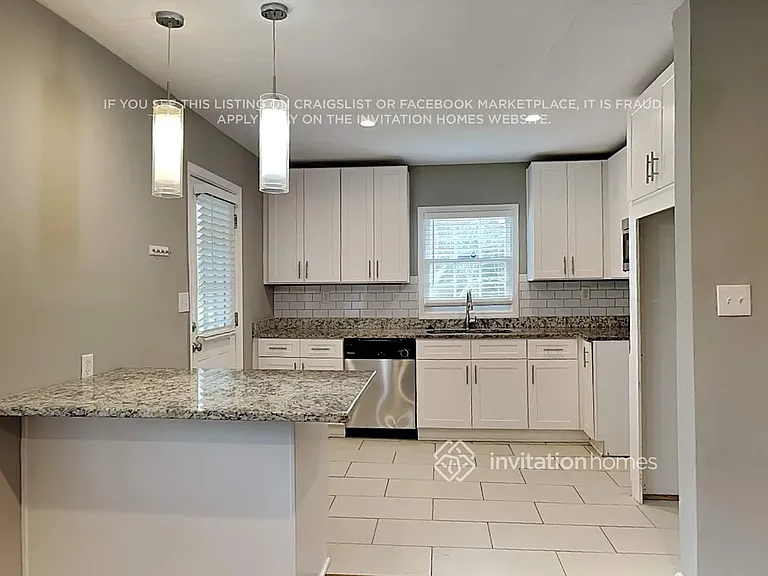 3450 Glenwood Rd — Photo 6