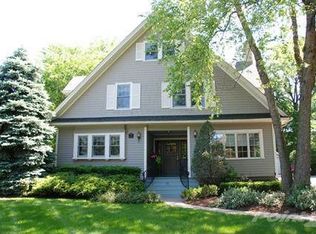 35 Rodney St, Glen Rock, NJ 07452