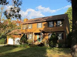 1st image of 19 Linden Ave