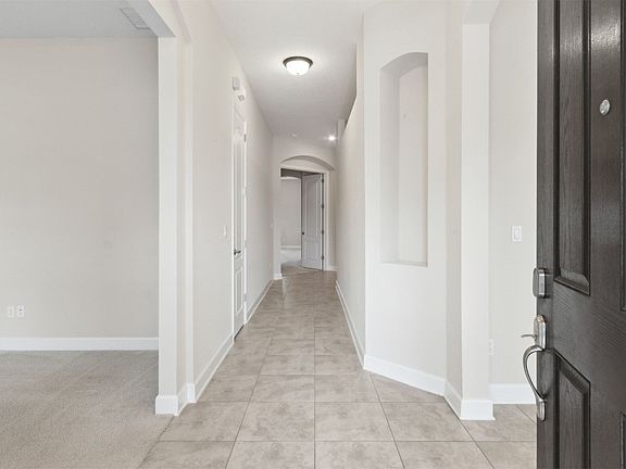 4th image of 33059 Sawgrass Parke Pl