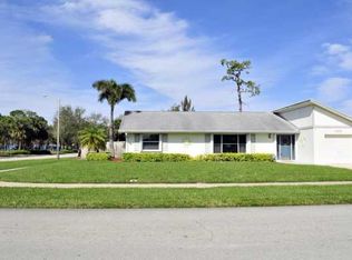 245 Bobwhite Rd, Royal Palm Beach, FL 33411