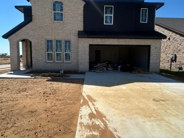 3530 Helena St, Gainesville, TX 76240