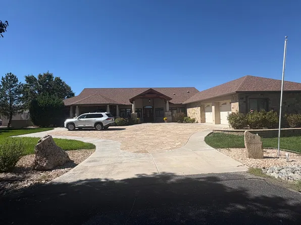 544 Debonair Dr SE, Los Lunas, NM 87031