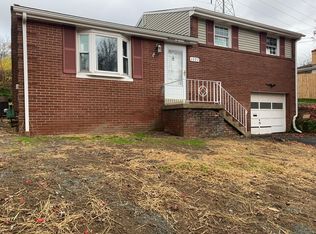 1327 Hillsdale Dr, Monroeville, PA