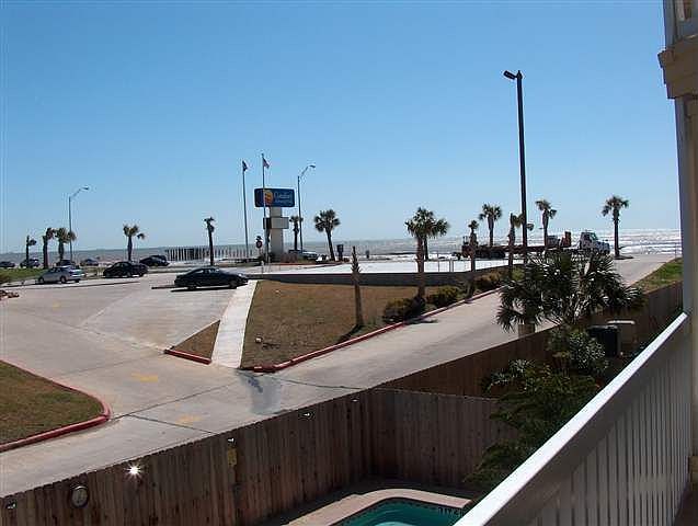 1st image of 6300 Seawall Blvd