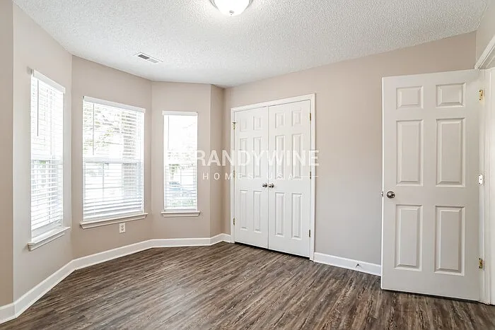 7917 Shiny Meadow Ln — Photo 14