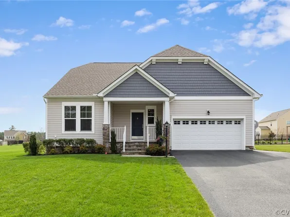 10137 Cameron Ridge Dr, Ashland, VA 23005