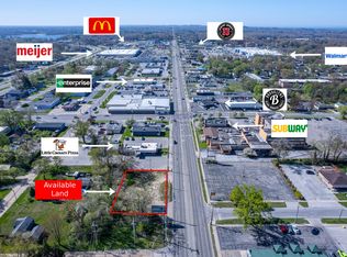 2906 Henry St, Muskegon, MI 49441