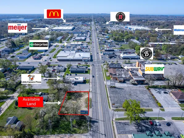 2906 Henry St, Muskegon, MI 49441