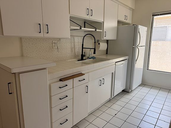 4th image of 3439 Mentone Ave APT 5