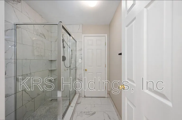 159 Sanford Ferry Ct — Photo 49
