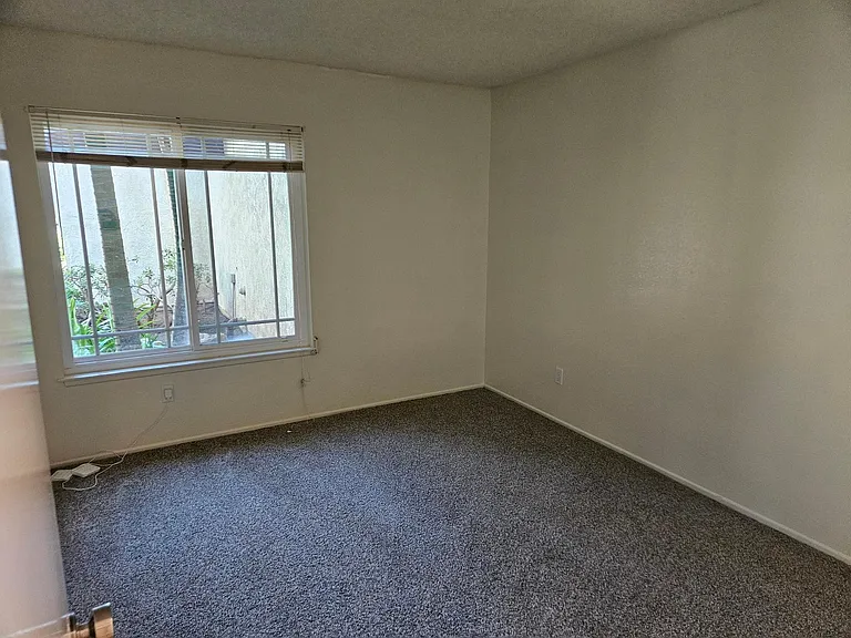 bedroom2