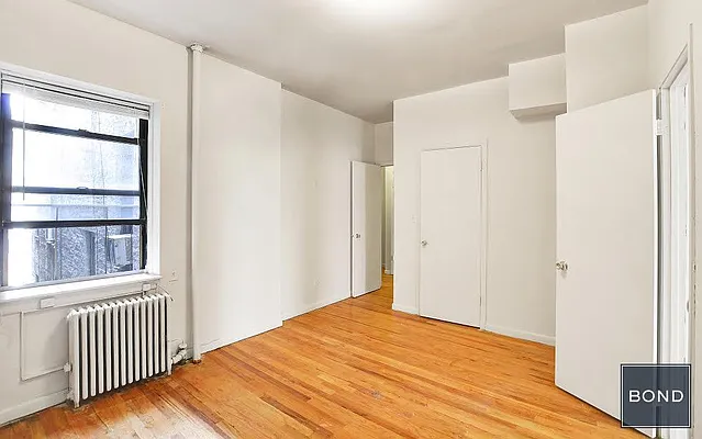 Rented by Bond New York | media 18