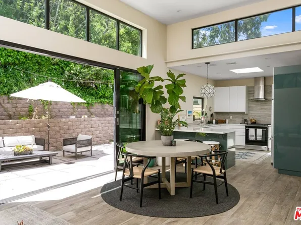 939 N Beverly Glen Blvd, Los Angeles, CA 90077