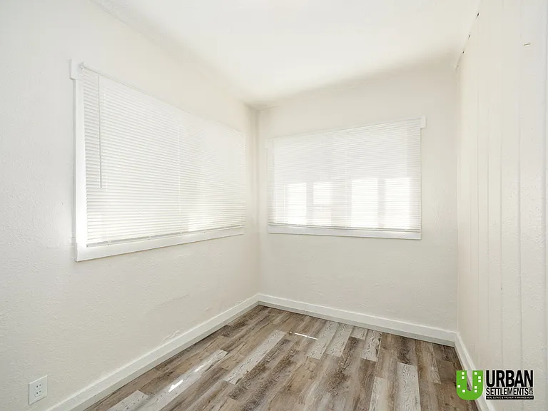 370 E 8th Ave #B — Photo 11