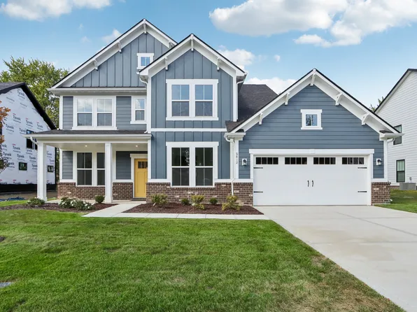 6812 W Buck Stone Dr, McCordsville, IN 46055